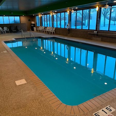 Hotel Wingate By Wyndham Fargo Esterno foto