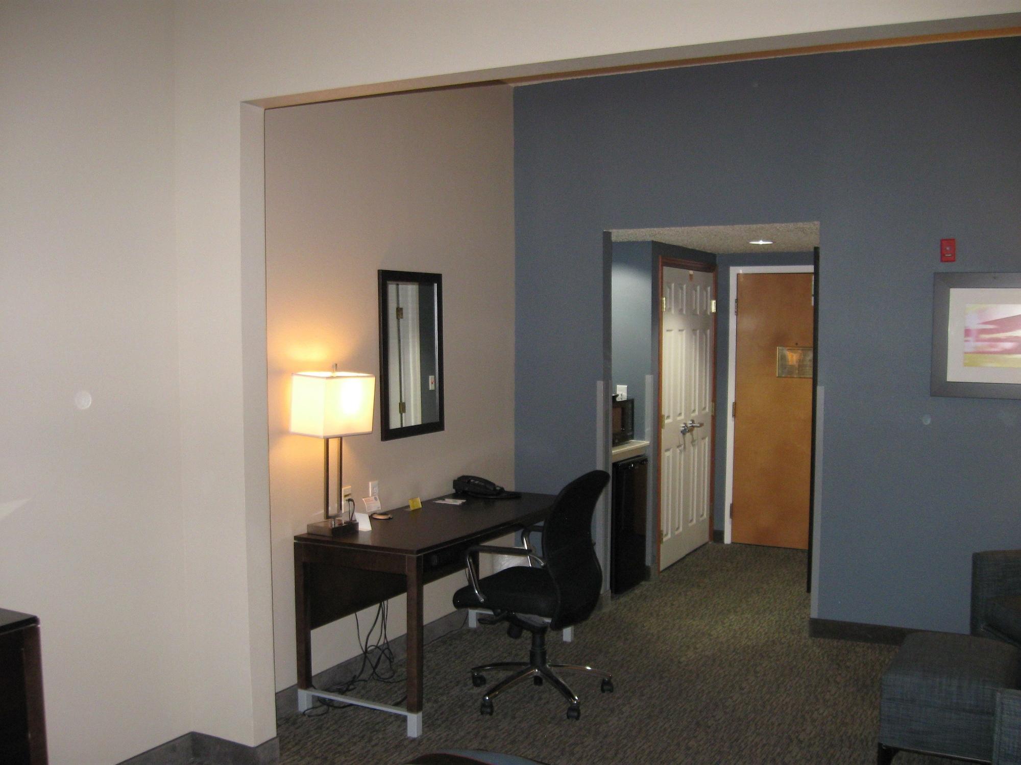 Hotel Wingate By Wyndham Fargo Esterno foto