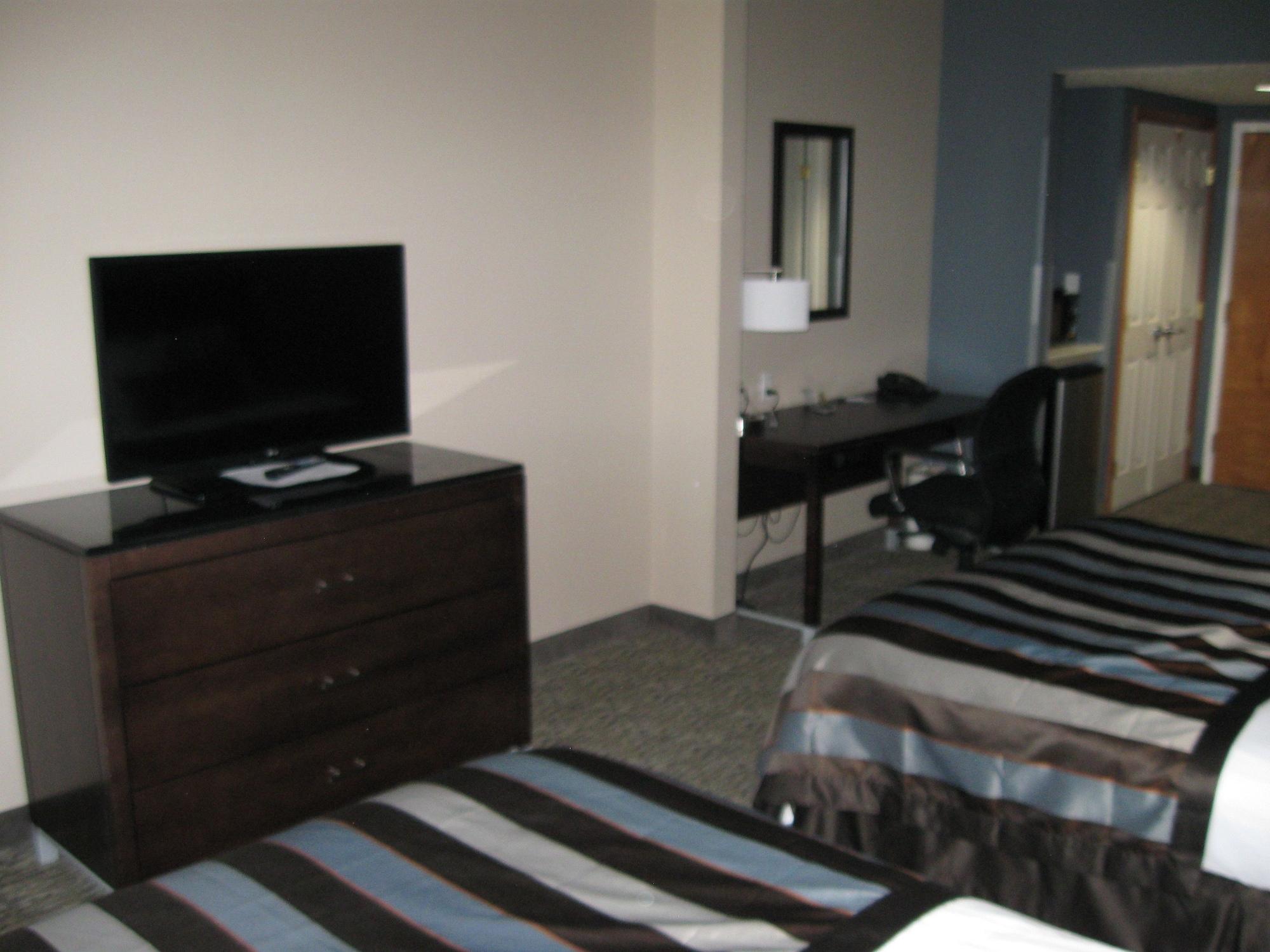 Hotel Wingate By Wyndham Fargo Esterno foto
