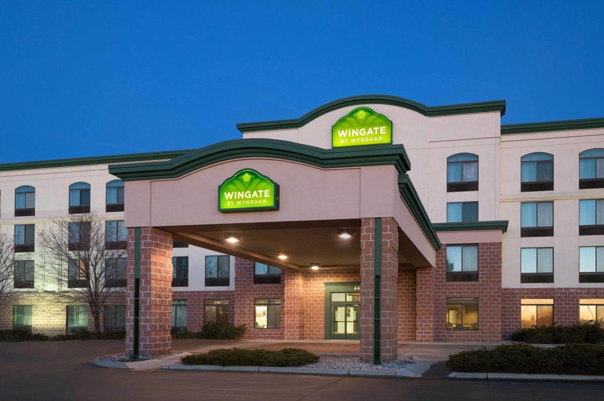 Hotel Wingate By Wyndham Fargo Esterno foto